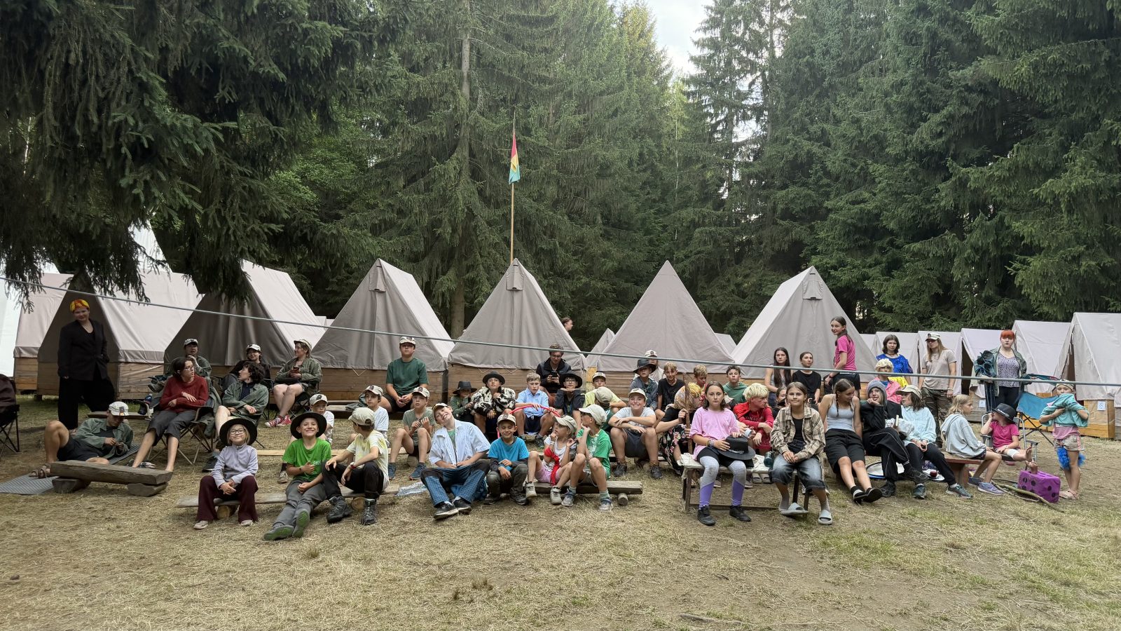 Barevný večer — fotka 1