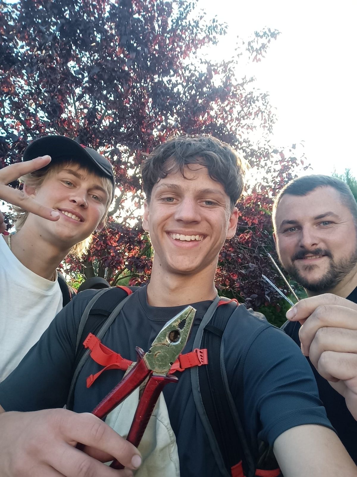 MES na výsadkách — fotka 1